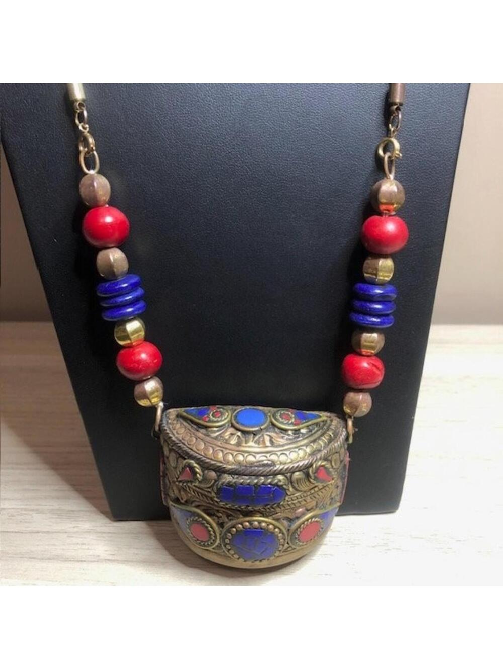 B36120 Tibetan Amulet Locket box Necklace Ornate Brass on Beaded Rope chain 28"